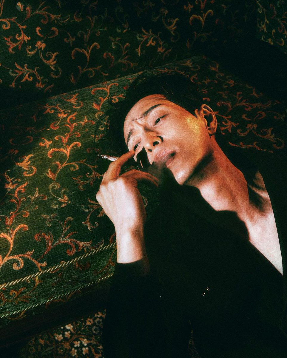 kdramatreats's tweet photo. the way i gasped... https://t.co/Ey202k3lx3