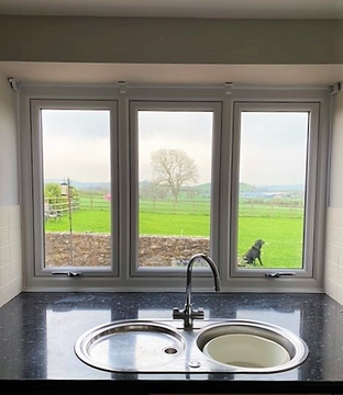 MajDesignsUK's tweet photo. We put the character back into this stunning #Somerset farmhouse with new high security Flush Fit Anthracite Grey A+14 #energyrated uPVC #Windows. Simply MAJESTIC !! @DuraflexSystems @YaleDWS @TrustedBuilders #SMEUK #ATSocialMedia #Devon #Taunton #Bristol #UKmfg https://t.co/ELt9Y4CbiH