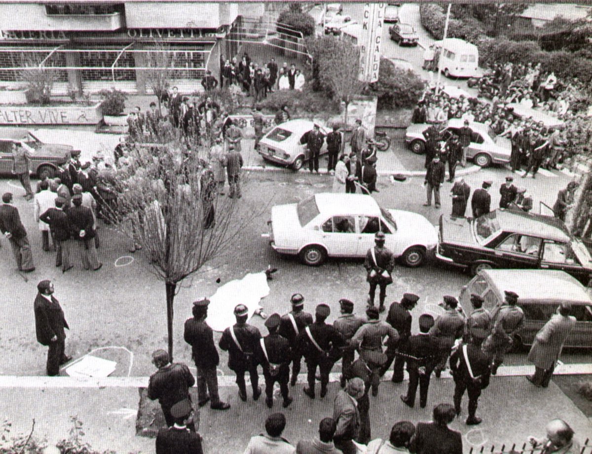 pierofassino's tweet photo. Il #16marzo 1978 le Brigate Rosse rapiscono Aldo #Moro e fanno strage della scorta. Non dimentichiamo e onoriamo il loro sacrificio difendendo ogni giorno e sempre la nostra libertà. https://t.co/dxYjPVqnvZ