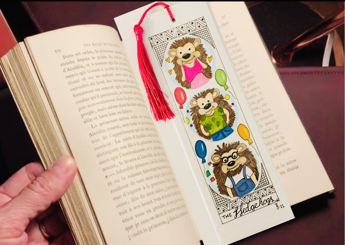 Because every brilliant book deserves a beautiful bookmark!
besthandmade.co.uk/store/a-canvas…

#MHHSBD #bookmarks #readers #giftsforreaders #giftsforbooklovers