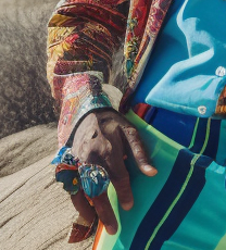 Gm 😎 I woke up with Midjourney v5 news and tested it immediately. Incredible results. Welcome #MJ5 🤝 Welcome hands 🙏, Welcome realistic details 👍