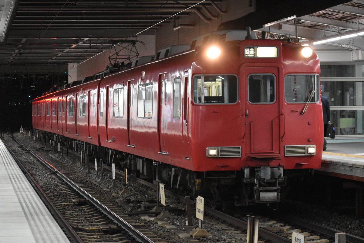 NNbH9VkRJxkmf0m's tweet photo. 名鉄6000系6002F 廃車回送
#こんばんはトレイン
#廃車回送 #6002F https://t.co/M4tMDdkoqQ