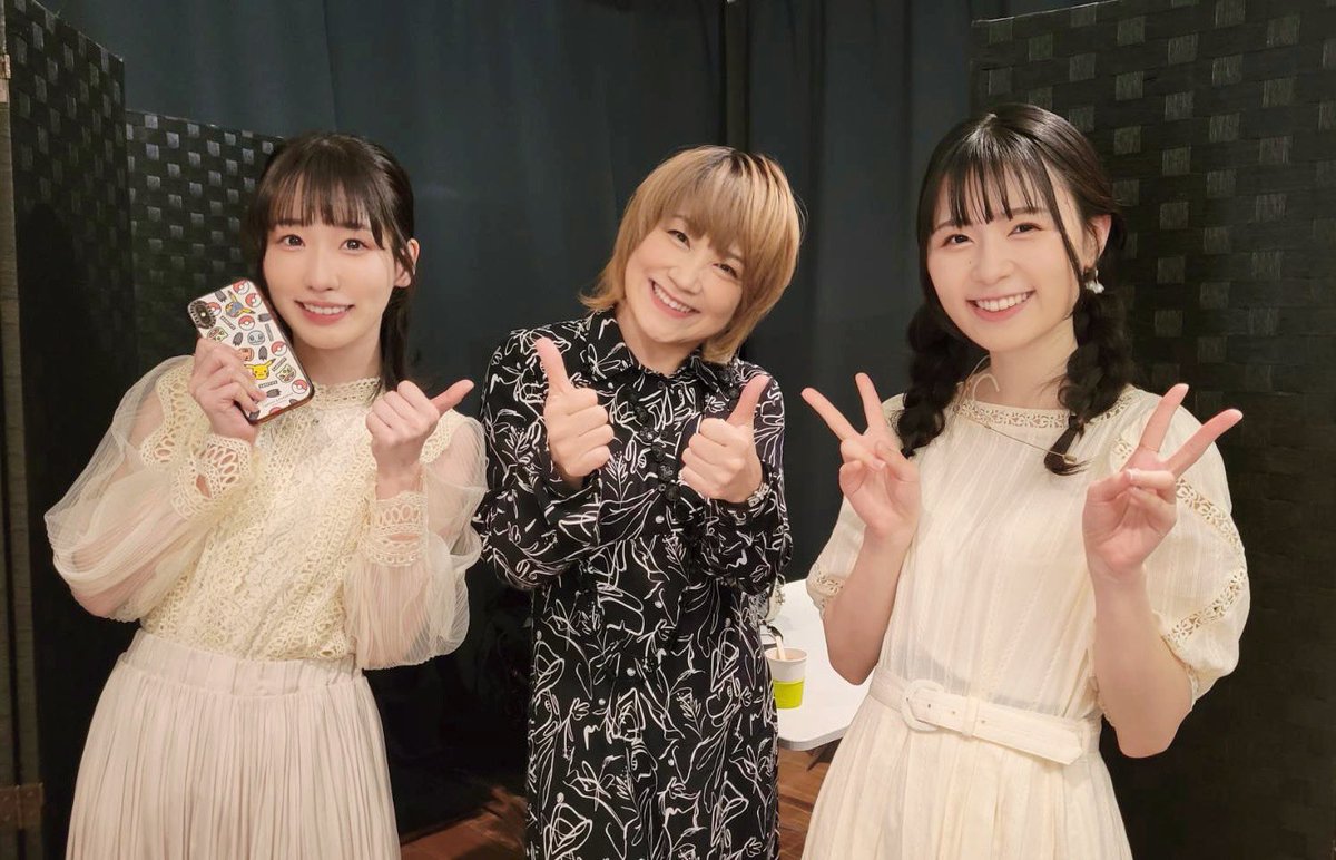 akkanneeee's tweet photo. #boosta_tv の別生放送でいらしていた
松本梨香さんとお写真撮って頂きました💓
生歌に生ゲットだぜ…ッ!まで
目の前で拝聴して耳が幸せでした👂✨
ありがとうございました(*´‐`*) https://t.co/9QxsrmfapO