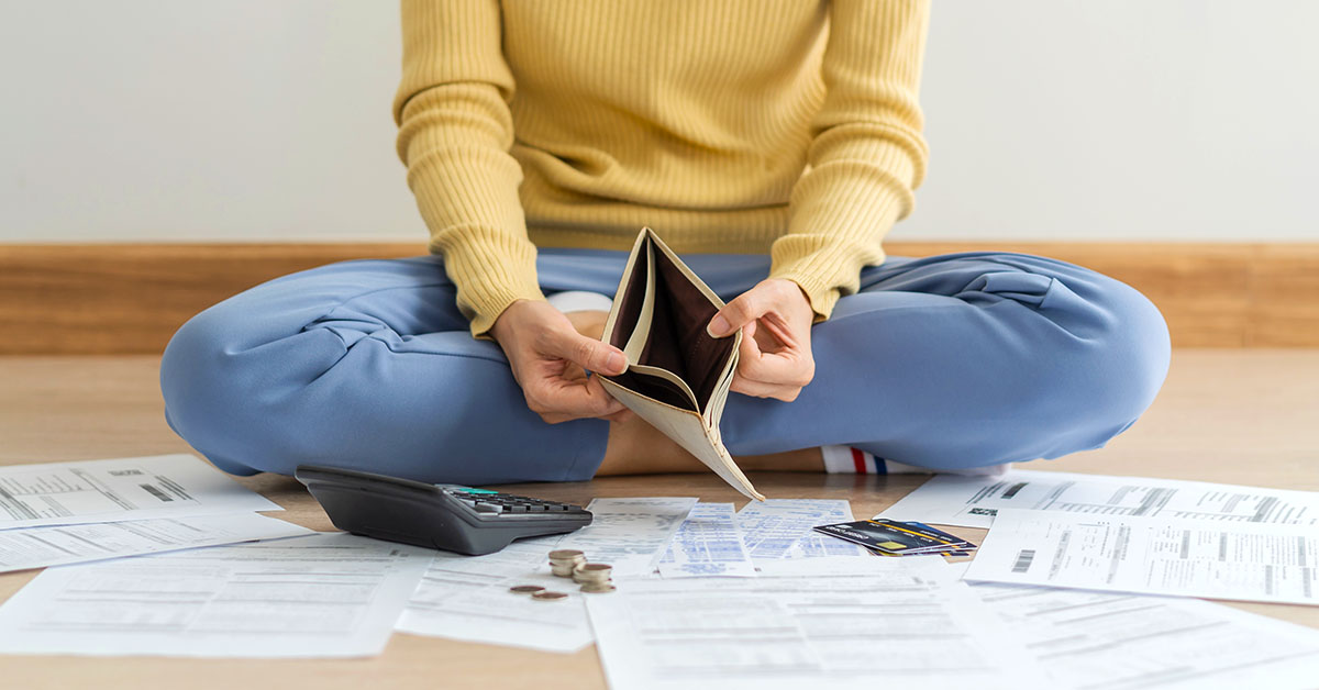 HRGrapevine's tweet image. Almost half of employers (46%) believe financial pressures are one of the main external factors affecting employee underperformance..

#costoflivingcrisis #underperformance #EmployeeWellbeing 

okt.to/DhlwxZ