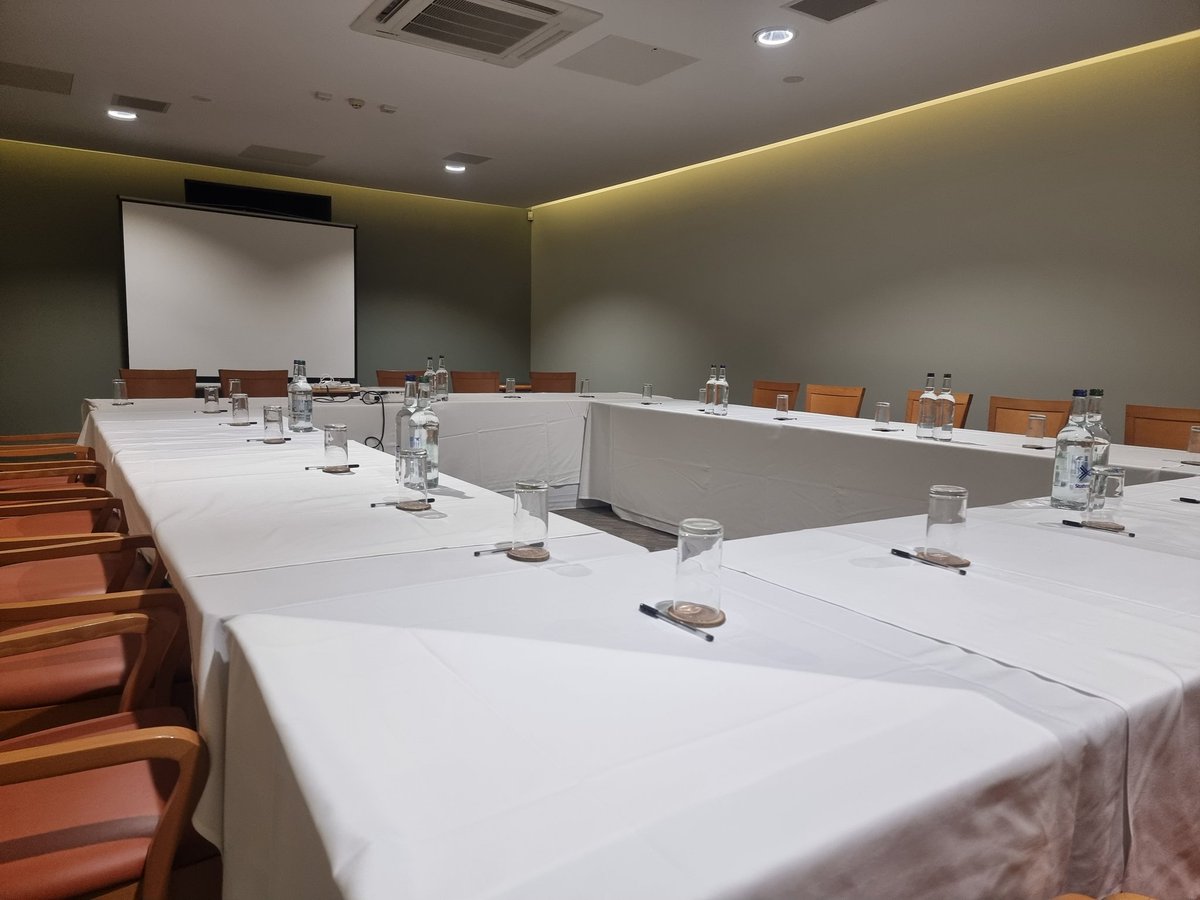 Simon English tweet media