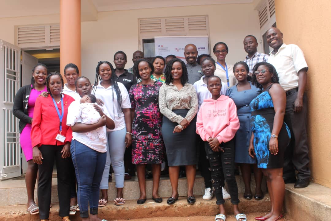 WomenWithAMiss1's tweet image. Our #SRHR Coalition lead under the #PISCCA Project @cehurduganda conducting #monitoring visits. Interacting with the Project Staff and Change Agents
#Intergenerational&amp;amp; Creative Feminist Movement
@FrenchEmbassyUg