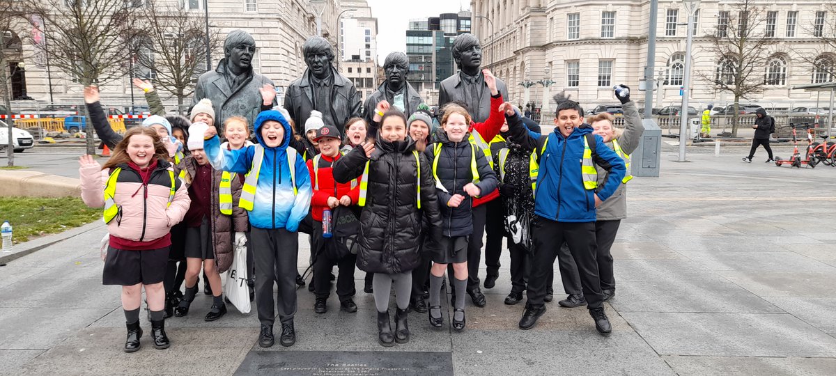 A huge thank you to @avanti_trains & @TrainEd_by_CRL for sponsoring the Year 5 trip to Liverpool! The children had a fantastic time exploring the historic sights of the city, the spectacular view on top of the Liver Building and even bumped into The Beatles. @AvantiWestCoast