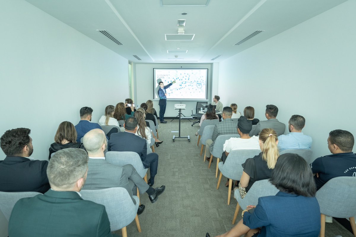 Hamptons International Dubai tweet media