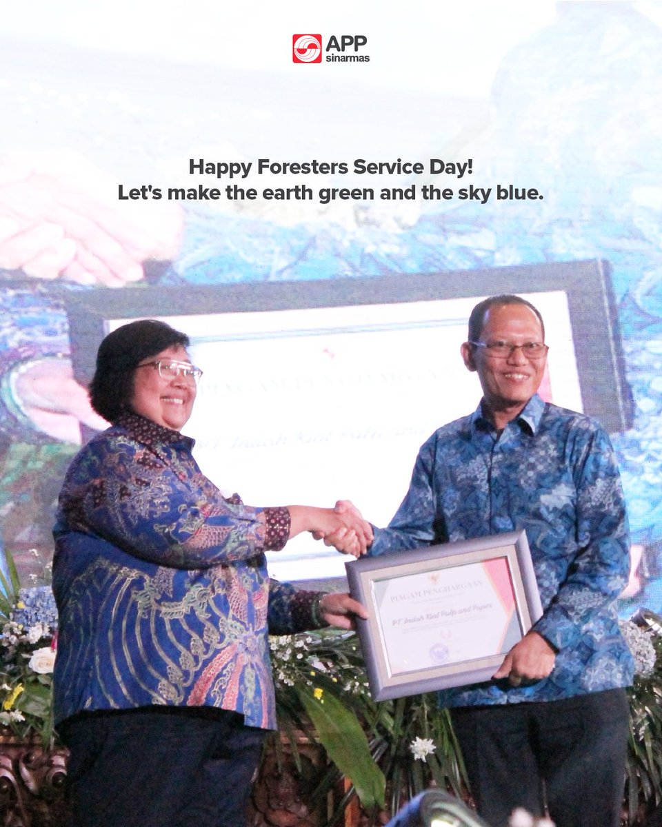 Today we are celebrating Foresters Service Day (Hari Bakti Rimbawan) in Indonesia! This is also in commemoration of the day the Department of Forestry in Indonesia was formed.