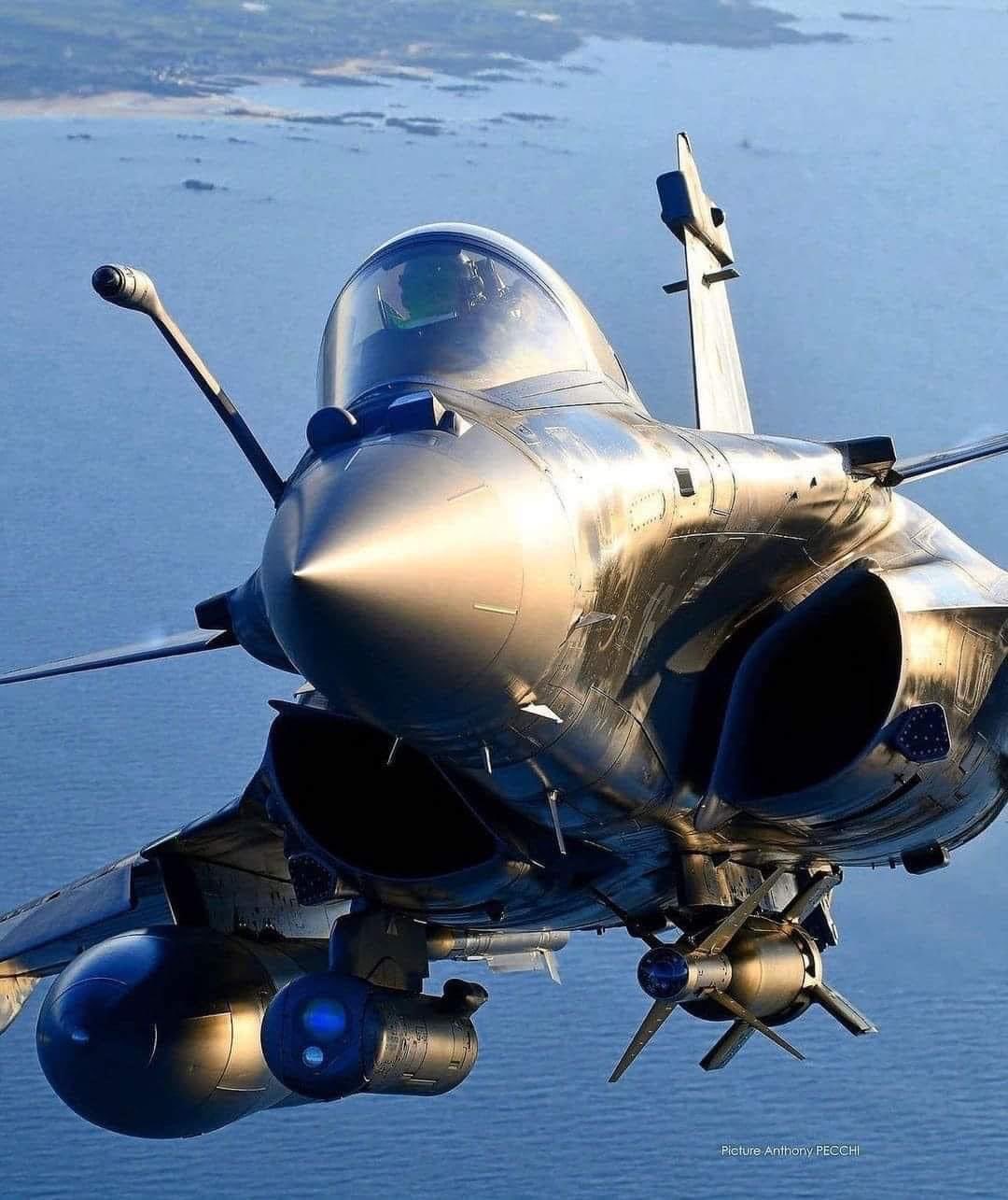 FrVFiWIWYAI1A5T?format=jpg&name=large