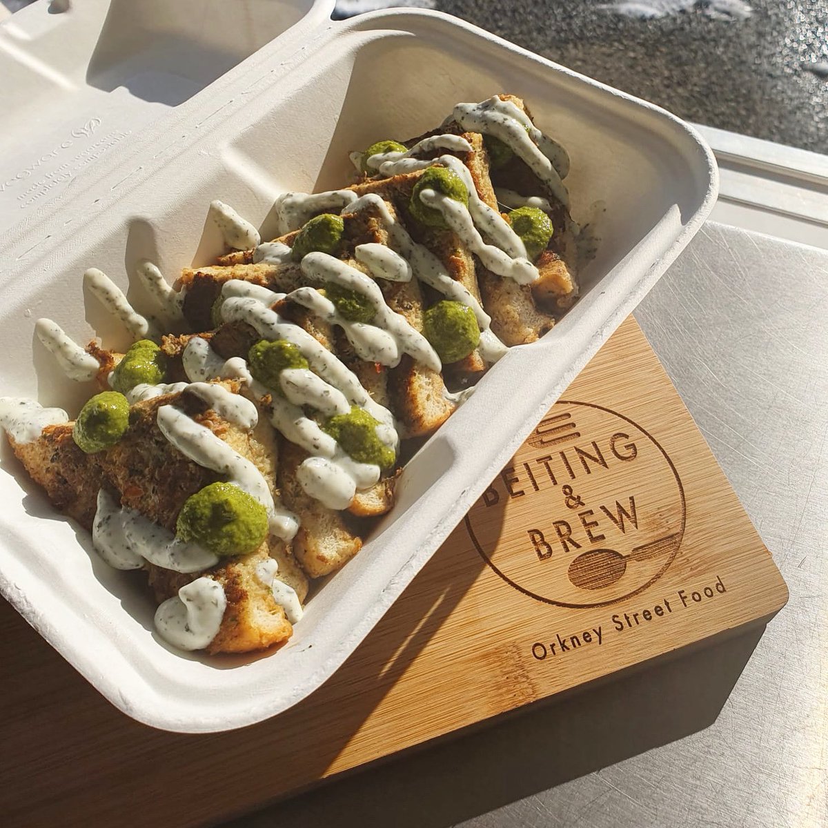 orkstreetfood's tweet photo. 🇮🇳 French Toast, but not as you know it!🇮🇳 

Currently available at the trailer, we’re serving this Masala French toast - savoury spiced French toast topped with Indian pesto and minty yogurt.

If you’re always up for trying new tastes, this one is a must! https://t.co/9vlRSBTy6X