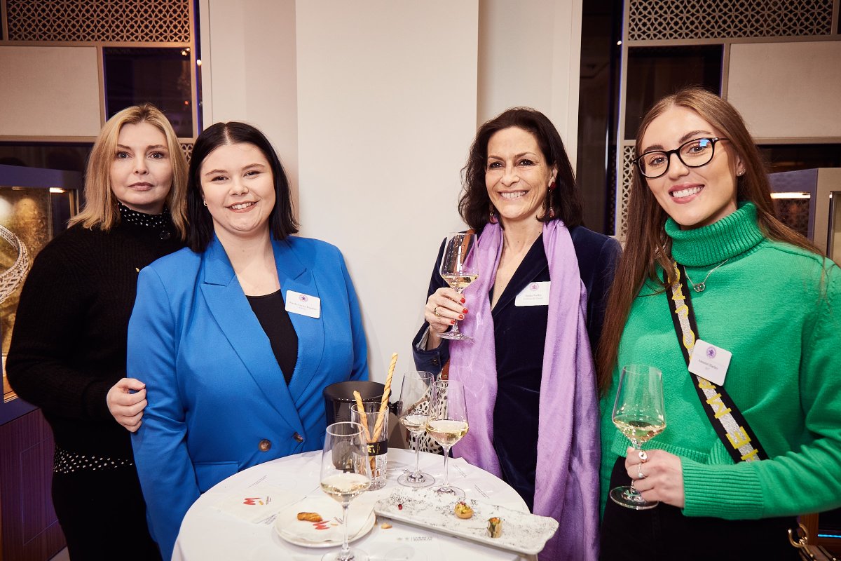 WallaceCameron3's tweet photo. Last week, our End User Manager, Pam, was lucky enough to attend the RWHA's wine tasting event to celebrate International Women's Day! Thanks to the Royal Warrant Holders Association for this opportunity! Here she is at the event: https://t.co/asamAgoHS3