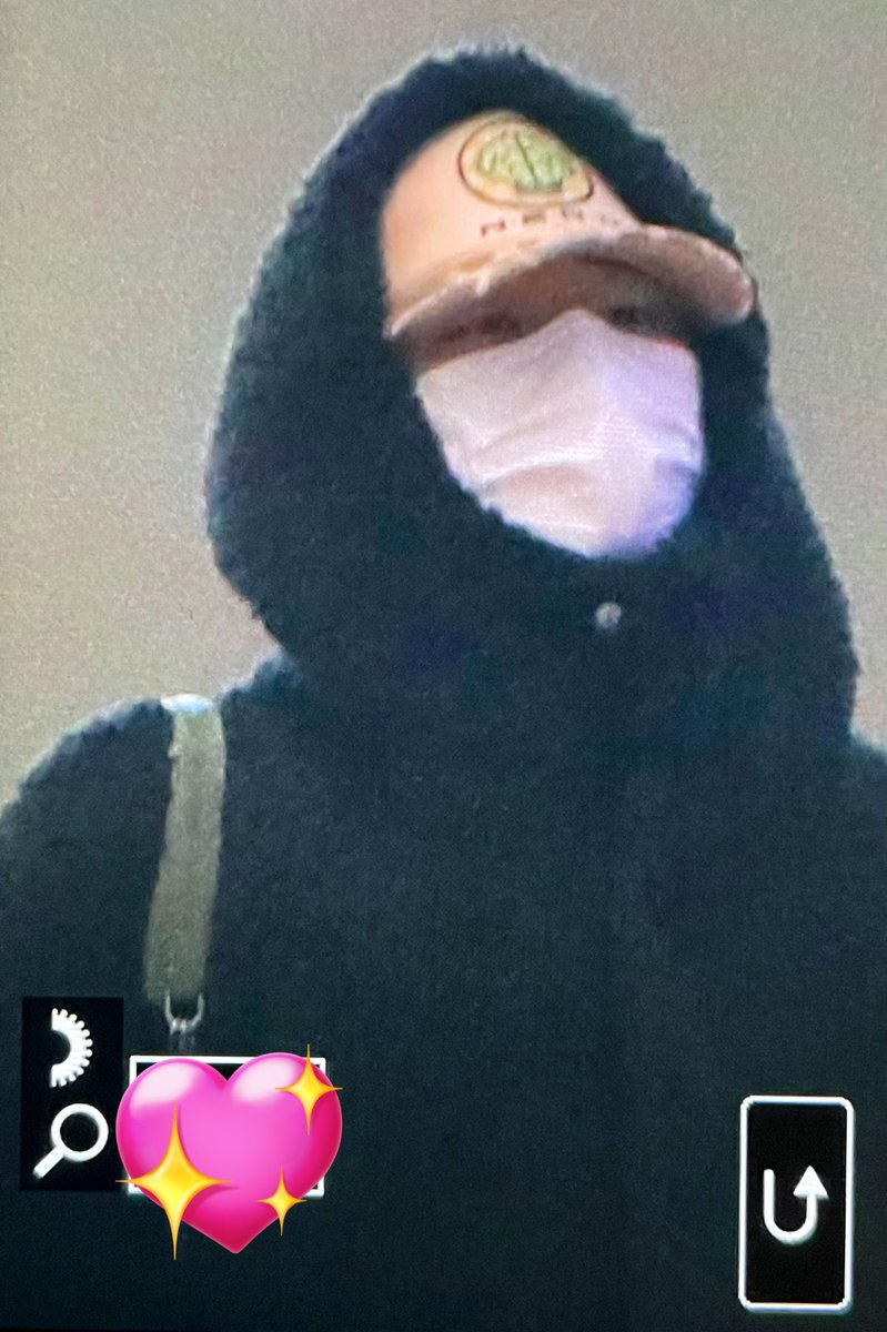 230316 ICN preview #지코 #ZICO
얼딩🤭🤭🐈‍⬛