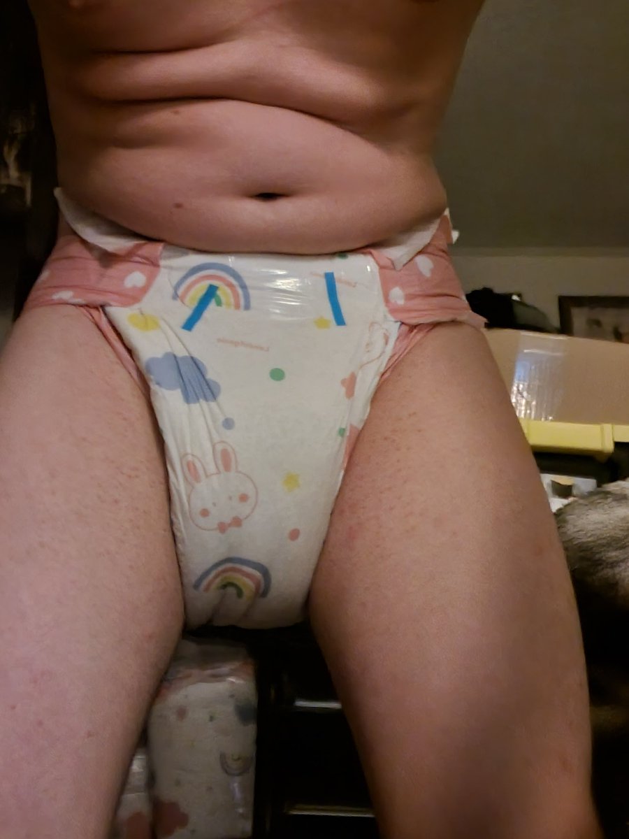 HoundKink's tweet photo. Guess what lil stinker is back and wetter then ever. https://t.co/xMcBQw6Egk