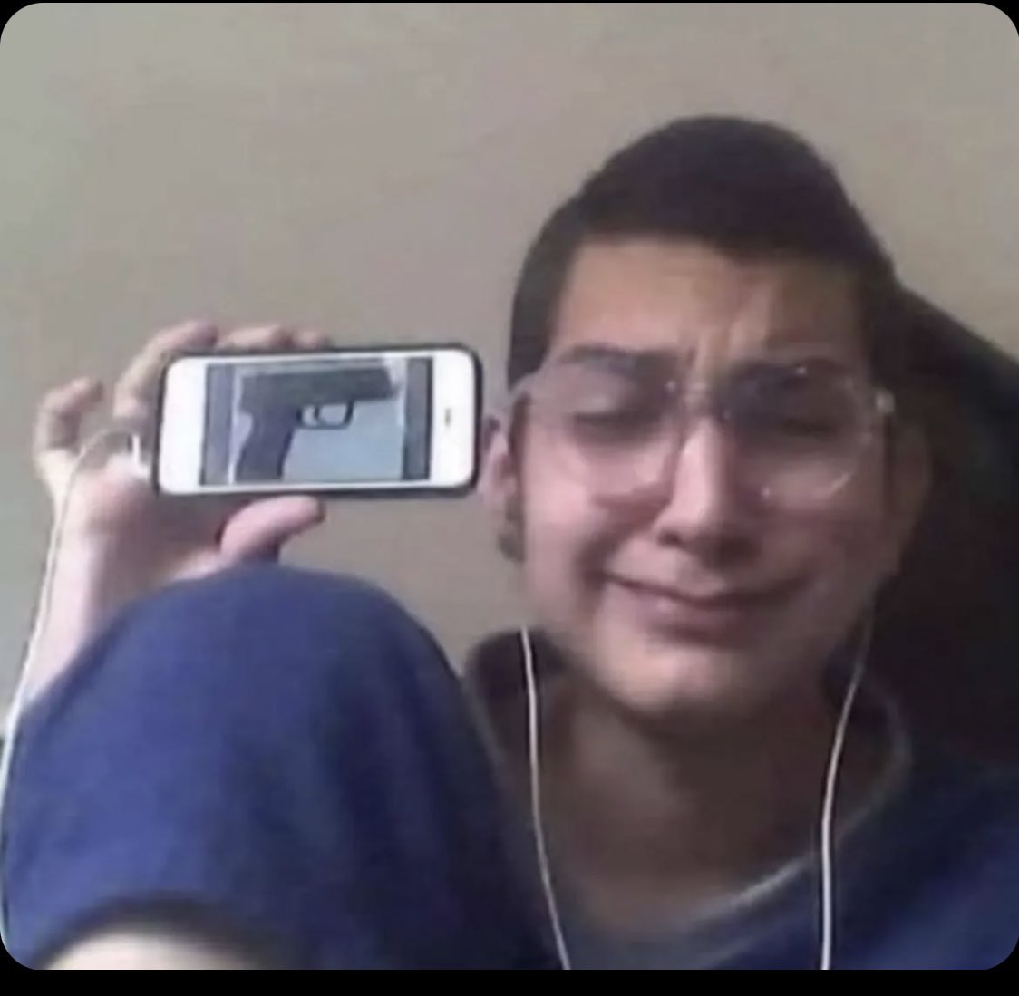 1NTRO 🤖 tweet media