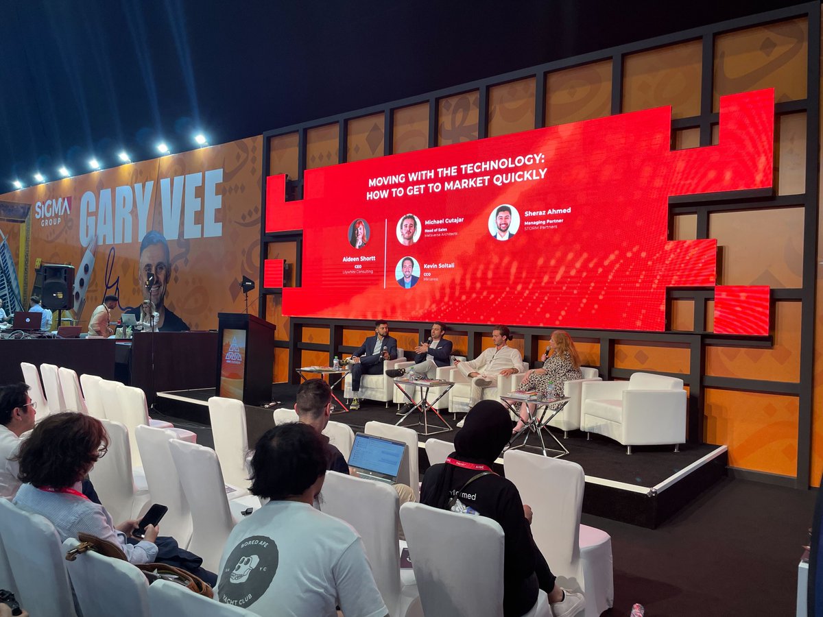 Minterest's tweet photo. There's no #DeFi revolution without conversation and innovation - @Kevin_Soltani on a panel at @AIBCsummit. https://t.co/ri30NcSCyn