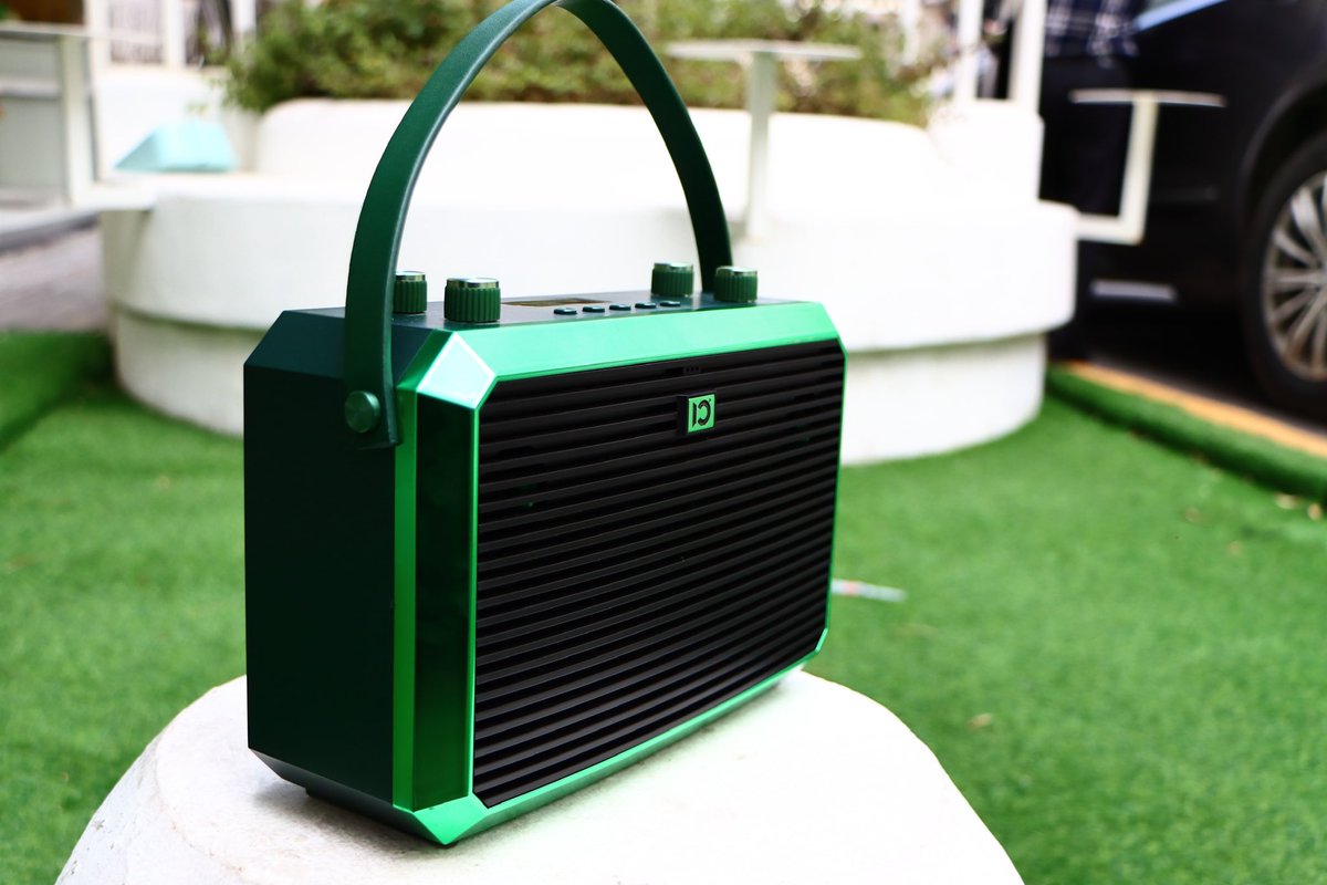 SHIDUspeaker's tweet photo. Big data pushes this stereo to you-SHIDU M5 #speakers #shidu https://t.co/BZDviFWSdy
