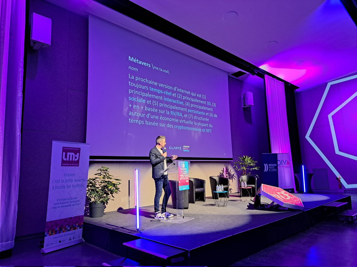 Voilà la réponse de <a href="/Alex_BOUCH3T/">Alexandre Bouchet</a> de <a href="/CLARTE_lab/">Clarté</a> à la question c'est quoi le metavers ? #westdatafestival