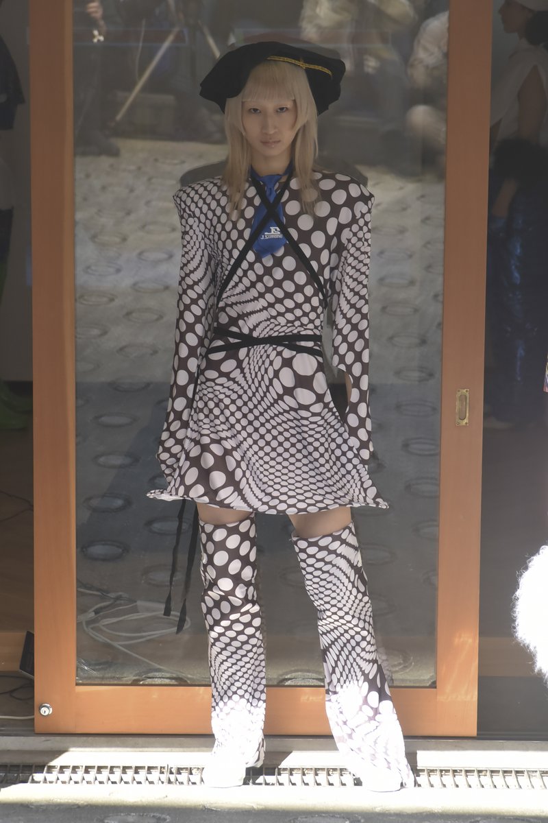 RakutenFWT's tweet photo. Maison J.simone メゾン・ジー・シモーヌ
2023 A/W collection
#RakutenFWT サイトで全ルック公開中
👉https://t.co/vDwSfeQHE3
#maisonjsimone #メゾンジーシモーヌ
#RakutenFWT #fashionweek #ファッションウィーク #tokyo #東京 #楽天 #Rakuten #RakutenbyR https://t.co/WcJMqnJx4g