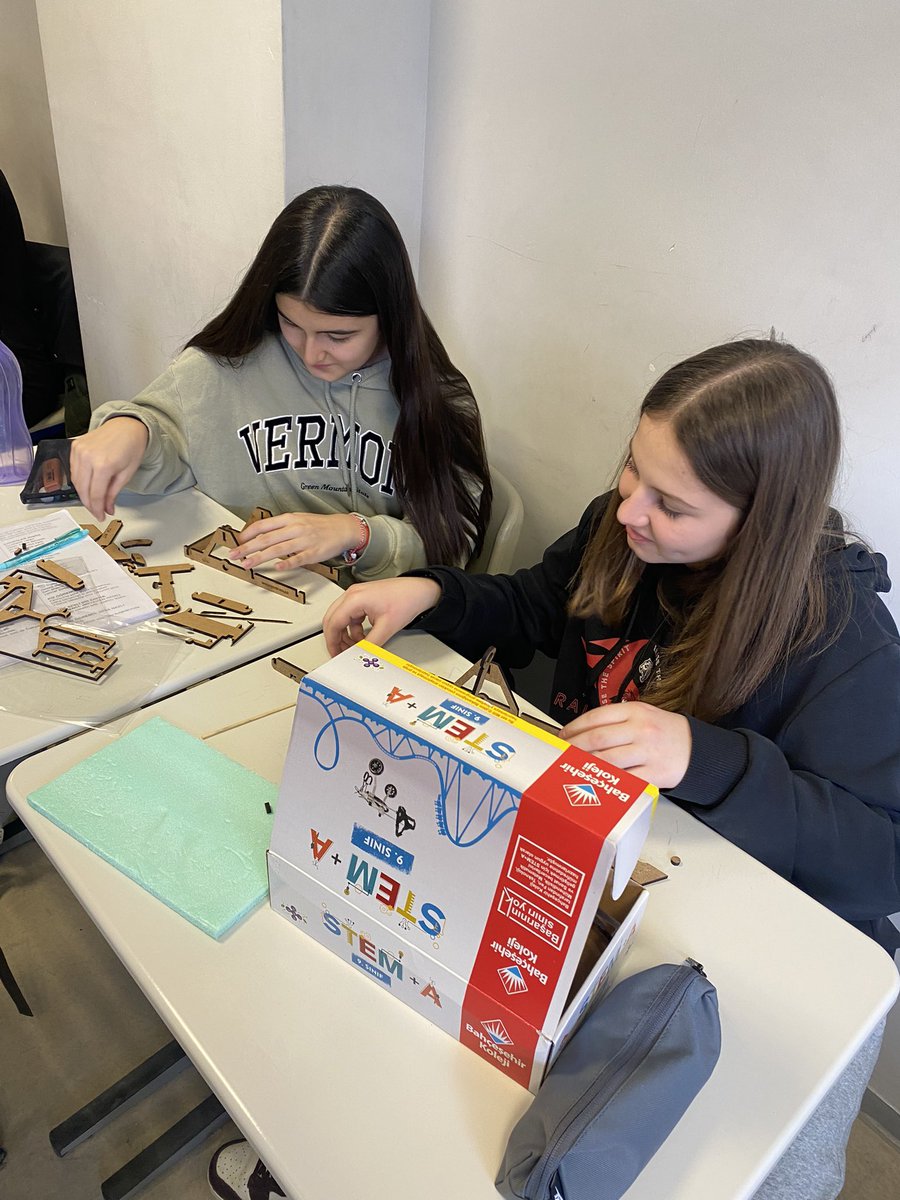 9.sınıf öğrencilerimiz ile STEM çalışmamızda  “Uçak Fırlatma Sistemleri” prototipi tasarladık #stemgelecektir <a href="/BahcesehirBursa/">BK Bursa Bademli Kampüsü</a> <a href="/ozgeeasln/">Özge ASLAN</a> <a href="/cuneytd1/">cüneyt dostoğlu</a> <a href="/mserhankal/">Serhan kal</a> <a href="/demirkemal08/">kemal demir</a> <a href="/mehvespamukcuu/">MEHVEŞ PAMUKÇU</a> <a href="/mustafakaskaval/">Mustafa Kaşkaval</a> <a href="/CeydaAk34748767/">Ceyda Aksu</a>