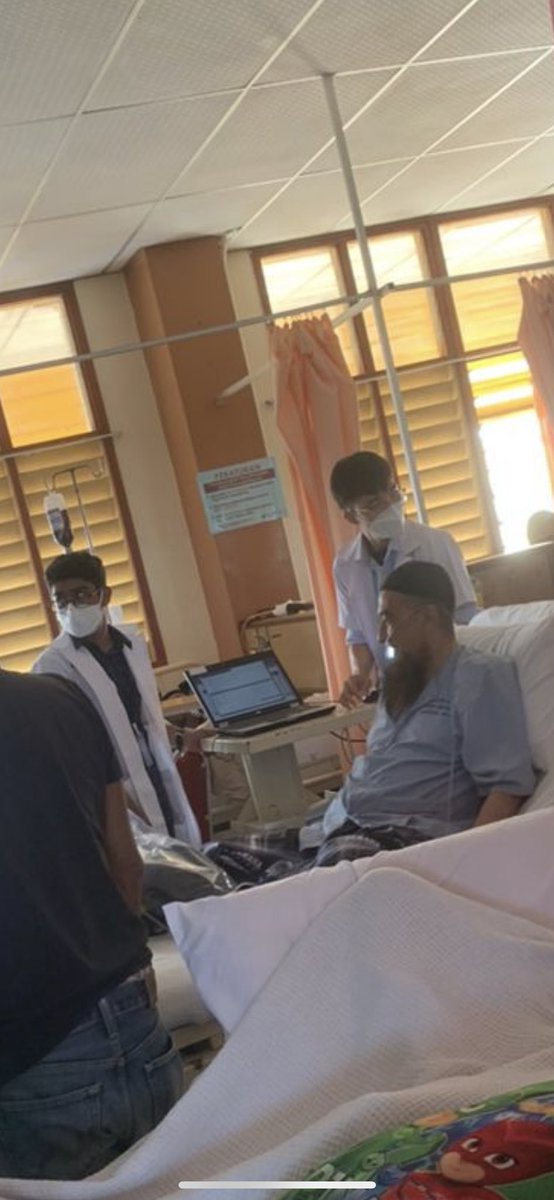 twt_terengganu's tweet photo. Info dari Whatsapp: Assalamualaikum wbt,  mohon sahabat2 yg mulia untuk solat hajat kepada us. Azhar idrus, skrg di hospital kene tahan sbb ada air dlm paru2 dan bengkak jantung. Doakan semoga Ustaz cepat sembuh dan kembali dapat menaburkan ilmu kepada masyarakat. https://t.co/vw99oJvkCu