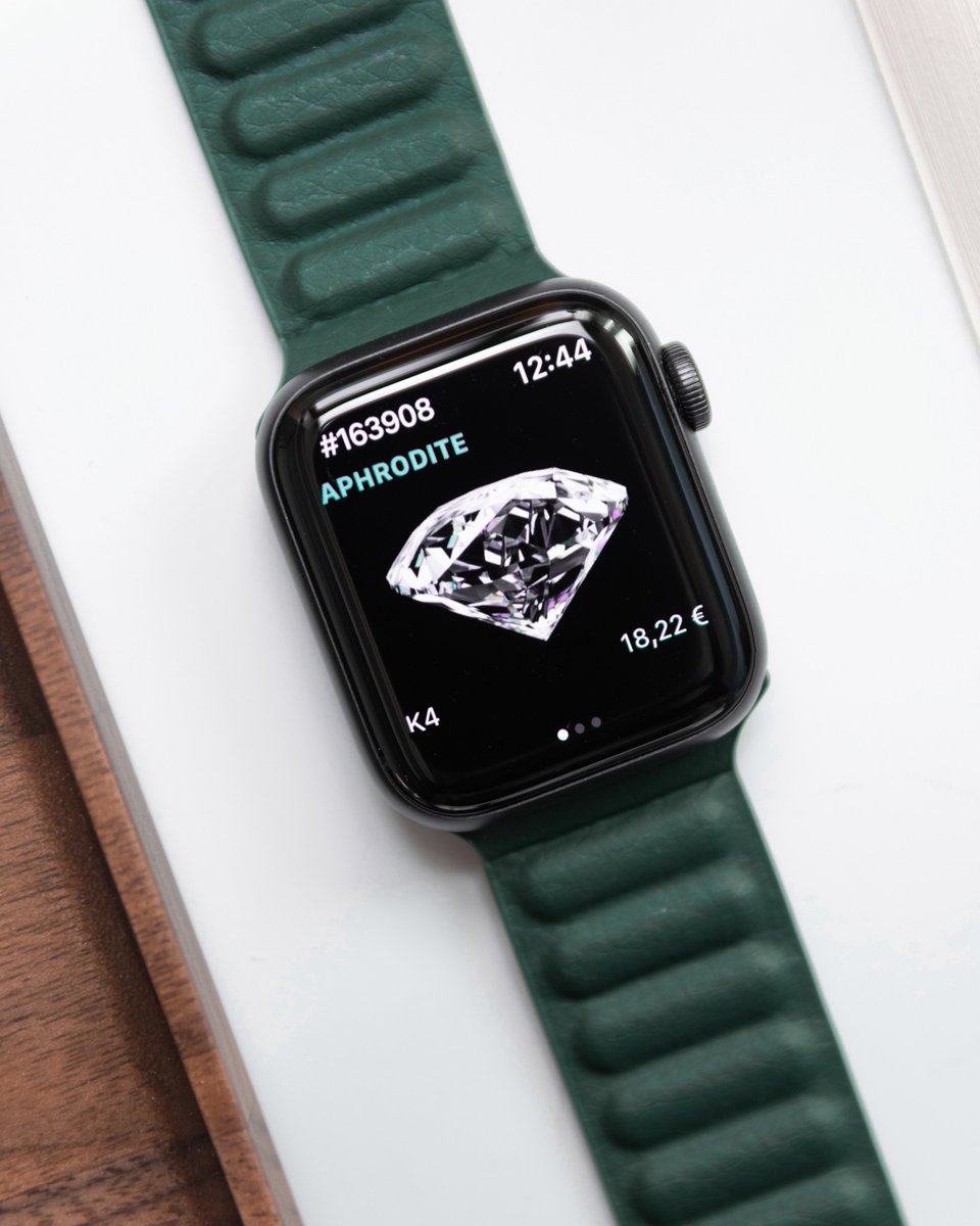 bitmonds's tweet image. &quot;Beauty is power; a smile is its sword.&quot;

(ph. @techsharpii )

bitmonds.com - #bitmonds #NFT #aphrodite