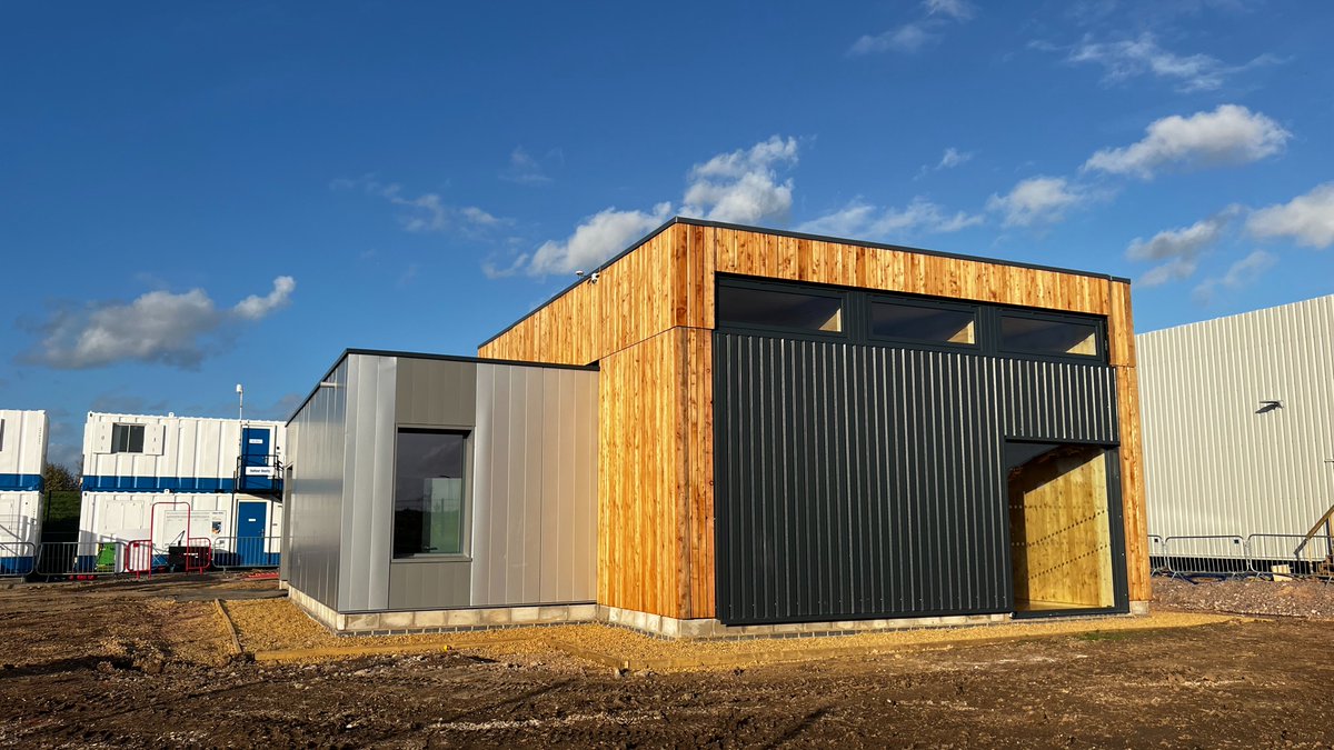 Construction Innovation Hub tweet media