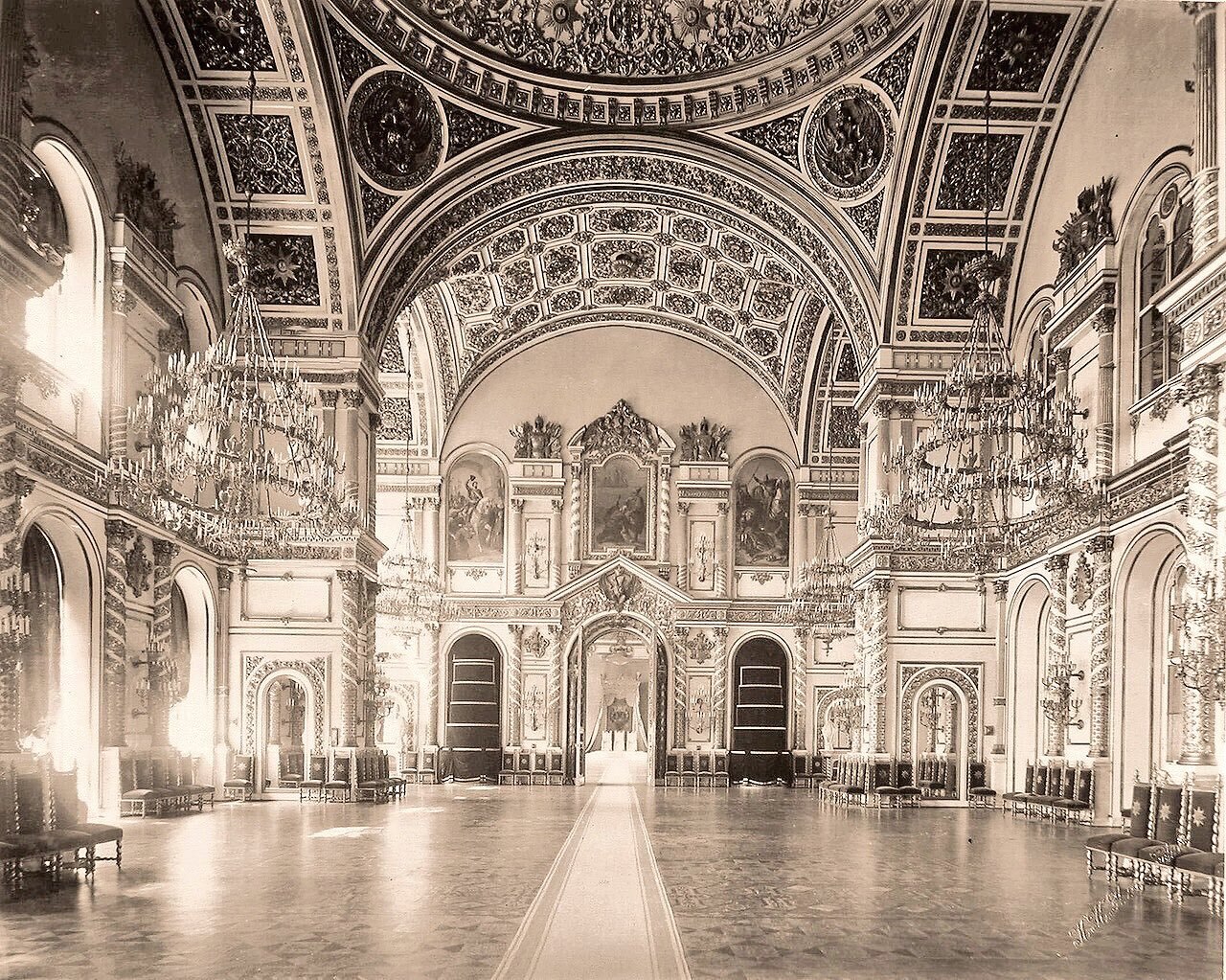 Интерьеры Московского Кремля в 1896