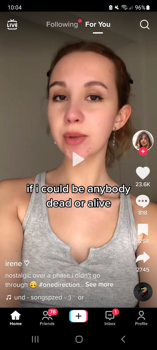 PaintingFleurs's tweet image. Guys... the kids are romanticizing our 2013 1D stan era...