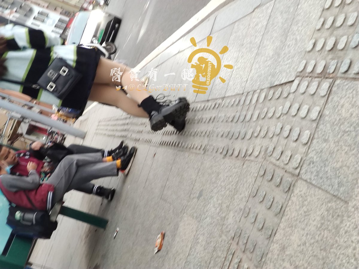 leg07butt's tweet photo. @HRL6uRuZyylMUtQ 这才是真实偷拍，主页fo起来 https://t.co/fJ9oXDL5o9