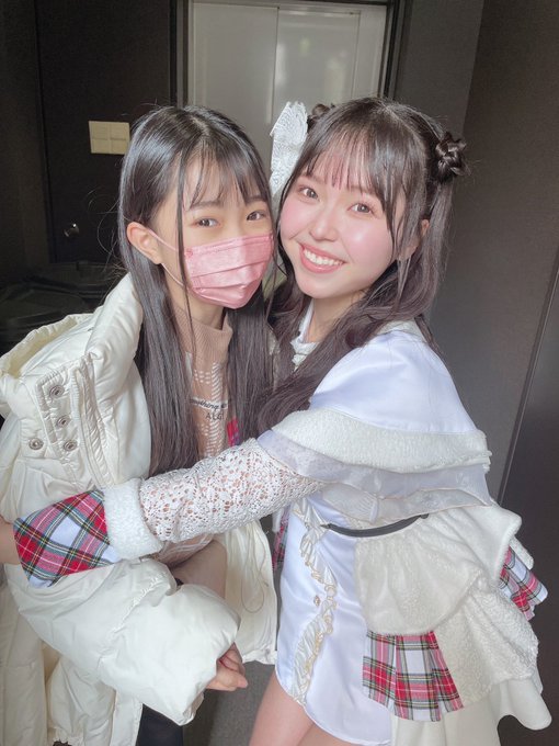 Twitterのコスプレ画像32