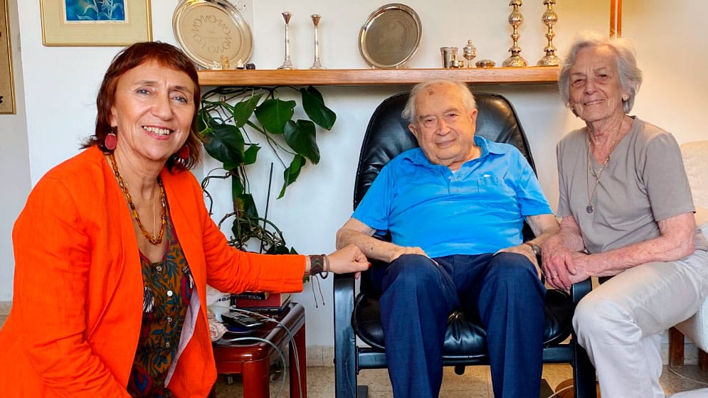 CannabisMagazin's tweet photo. Reconocido a nivel mundial por aislar el tetrahidrocannabinol (THC), el componente psicoactivo del Cannabis, y por liderar otros hallazgos que #Mechoulam
https://t.co/oKVXayvH8A https://t.co/tKP9gA2IXy