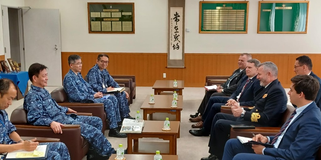 OpComd_EUNAVFOR's tweet photo. Honoured to meet with @jmsdf_pao_eng Fleet Cdr, VADM Saito - 🇯🇵Yokosuka Naval Base. Unique opportunity to express our gratitude for excellent relations at the operational level, share 🇪🇺#EUNAVFOR priorities &amp; challenges, &amp; enhance our interactions at sea @MichaelPulchEU @eu_eeas https://t.co/gdPvPL07aU