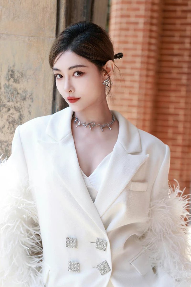 KIKIXU_TH's tweet photo. 🦊20230316 | Official Update

ความกล้าคือกล้าเป็นตัวเองที่มั่นคง

#สวี่เจียฉี #XUJIAQI #许佳琪 https://t.co/2zpYqfa6LW