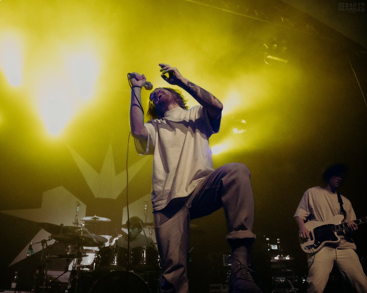 Our coverage from <a href="/Invent_Animate/">Invent Animate</a> opening the night for <a href="/Erra_Band/">ERRA</a> at the <a href="/FelsenkellerLE/">Felsenkeller Leipzig</a> in Leipzig, GER is online now!

Check out our gallery &amp; review!
derailedmedia.com/inventanimate-…

Follow us for more! #ComingSoon
linktr.ee/derailedmedia

Make sure to check out their new video!