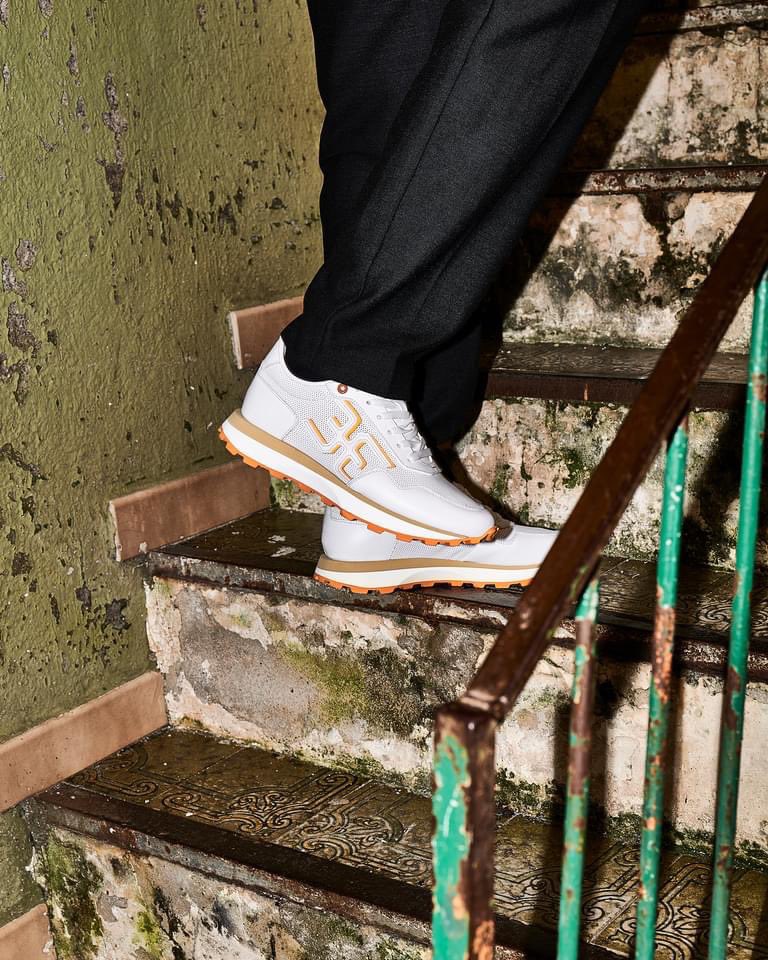 Fabi_Shoes's tweet photo. Marcel è la nostra nuova sneaker stile running pensata per il gentleman contemporaneo che ricerca la sportività senza rinunciare alla raffinatezza.
#fabishoes https://t.co/Fs1XB6LzfZ