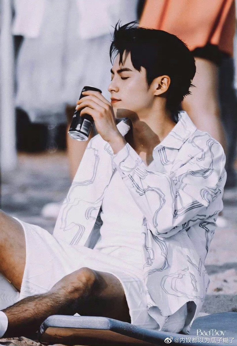Allcbizmelons's tweet photo. #WangHedi for Pepsi

#Cpop https://t.co/VCrgUe7NzO