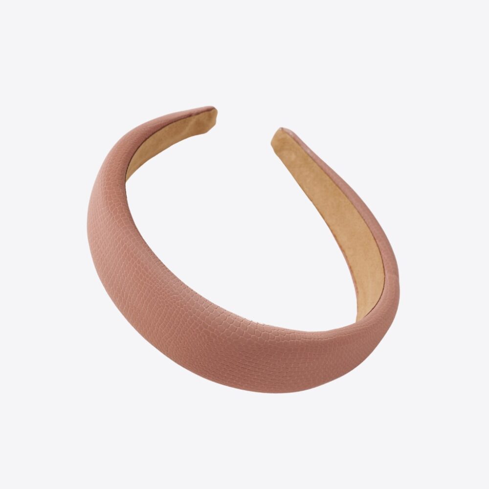 GirlistStore2's tweet photo. Crock Embossed Leather Head Band #moda #clothes https://t.co/BLz2e7Kfa3 https://t.co/M88JbfUVs1