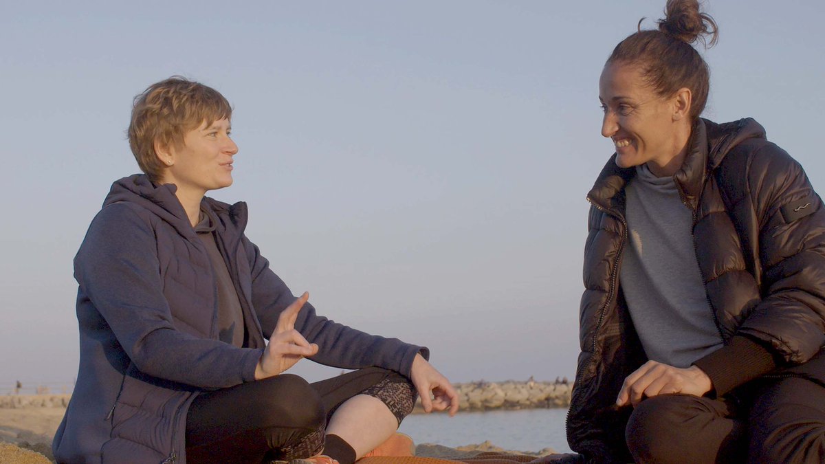 auditoribcn's tweet image. ▶️ #OFFstage. Quatre episodis inèdits que trobareu a L'#AuditoriPlay protagonitzats per:

🎶🏀  Anja Bihlmaier i Laia Palau
🎶📷 @XavierSabata i Daniel Riera 
🎻🎨 @cuartetocasals i Jaume Plensa
🕺🎭  Antonio Ruz i Cesc Casadesús

🔗 auditori.cat/es/play-2/