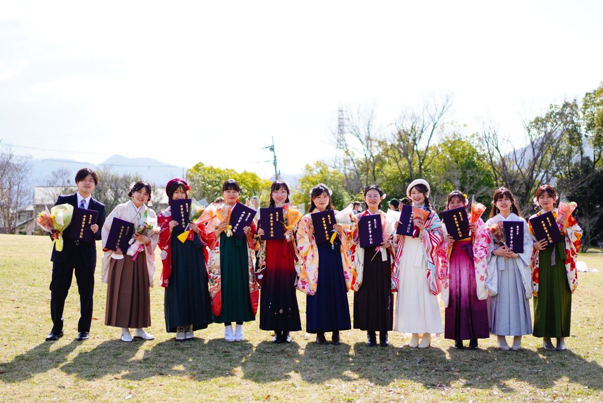 kio_advance's tweet photo. こんにちは！
畿央大学アカペラ部ADVANCE#です！

本日は4回生の卒業式でした！！
みなさまとっても素敵です💕 https://t.co/XcgdZUZNke