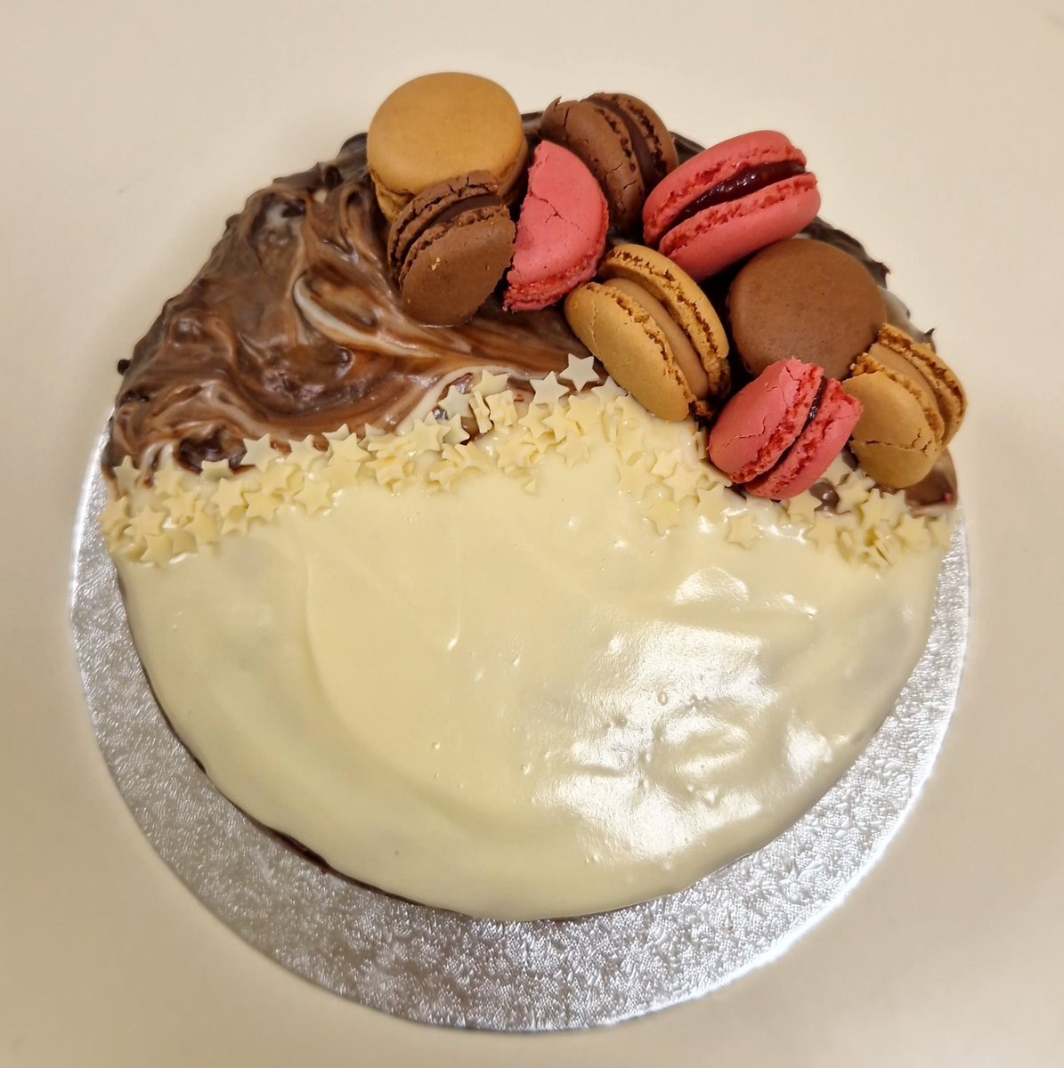 Lovely to see Neurosciences OT Lauren taking part in the Blast Off - Bake Off Competition to celebrate National Nutrition and Hydration week 🍰

#OccupationalTherapy #LTHT #LTHTOT #LetThereBeCake #NeuroscienceOT