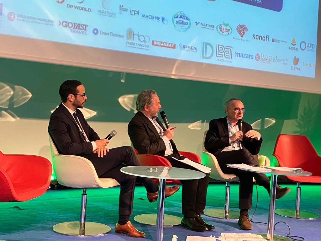 Les #RencontresAlgerie organisées par <a href="/businessfrance/">Business France</a>, "@CorsicaLinea transporte 40% des personnes qui naviguent entre Alger et Marseille. Projet de développement du fret roulant entre Marseille et Bajaïa, une cinquantaine de remorques par semaine", selon Pierre-Antoine Villanova