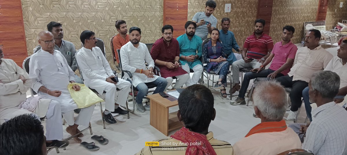 im_arun_patel04's tweet image. लोक जनशक्ति पार्टी रा. के राष्ट्रीय अध्यक्ष श्री Chirag Paswan जी 18/03/2023 को मिलन समारोह में रीगा (सीतामढ़ी) में आ रहे है इसी दौरान कार्यक्रम की तैयारी की समीक्षा बैठक आज सीतामढी के नाहर चौक होटल श्री इंटरनेशनल में सीतामढी जिला अध्यक्ष श्री ऋषिकेश झा की अध्यता में की गई