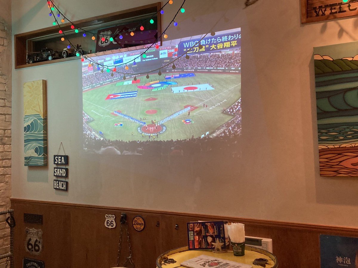 5Gallons's tweet photo. 新宿ゴールデン街 Diner 5GALLONSです。今夜はWBC イタリア戦　店内で観戦できます。広い店内で豊富なカクテルやフードを楽しみながら、盛り上がって応援しましょう！！ https://t.co/zauW7I5rLU