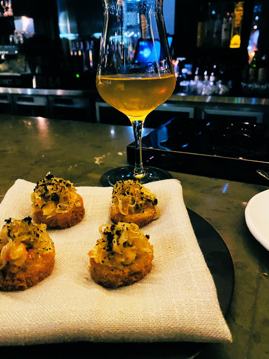 Gideon_ExecSec's tweet image. Dinner at Bentley in Sydney. Great place and food. 

King prawn in crisp bread crumb pockets. 10/10

#food #prawns #restaurant #delicious #closeprotection #executiveprotection #bodyguardlife #business #travel #Australia #kiwi #Sydney