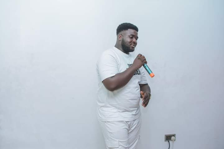 RytPathCo's tweet photo. Moments from @EazyBobWizzy
Live in Makurdi 

#EBWLive #WhereIsEazy #RYTPATH #Makurdi #CHHNaija https://t.co/GFPkeA49IW