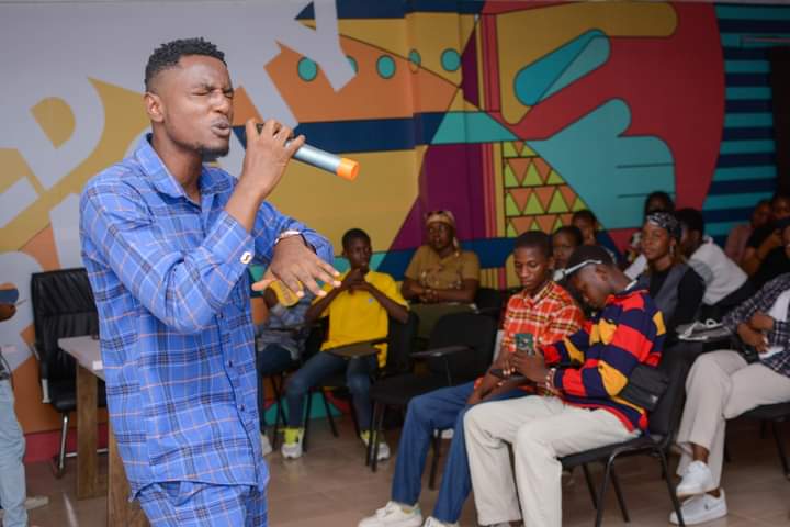 RytPathCo's tweet photo. Moments from @EazyBobWizzy
Live in Makurdi 

#EBWLive #WhereIsEazy #RYTPATH #Makurdi #CHHNaija https://t.co/GFPkeA49IW