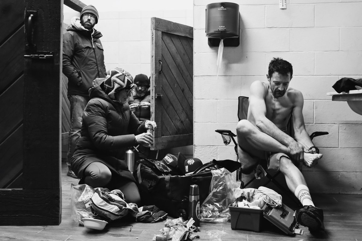 dav1dmiller's tweet photo. 24 hours of Barkley! 🐚 

https://t.co/akSFrctdJq

#bm100 #barkleymarathons https://t.co/vcUAKBnxgD