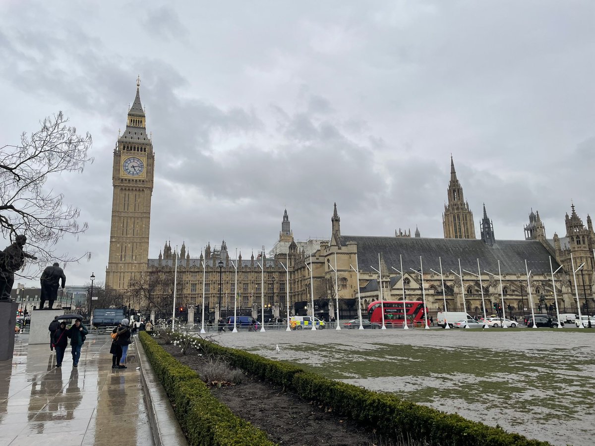 ansons_cherrie's tweet photo. As I was going to @SpringCITMA Conference I saw….Looking forward to a great SpringConference earning those all important #CPDs and catching up with #colleagues. https://t.co/DoUsfdhRvo