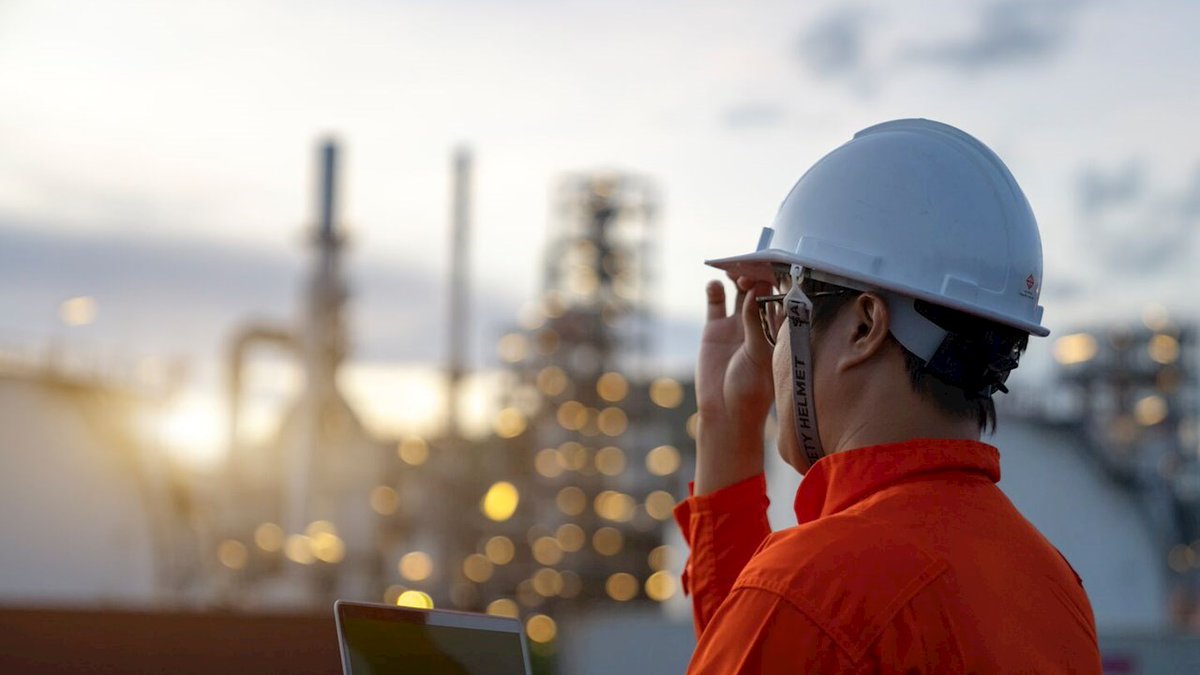 ElectroStocks's tweet photo. 📢 Conoce con #GESBlog todas las novedades del sector, además de la actualidad e información relevante para el #instaladorprofesional. 👇🏼👇🏼
📰 #ABB invierte en OKTO GRID para digitalizar la red de energía y prolongar la vida útil de los componentes clave
#GES #GESCoreProgram https://t.co/tr7bxXGjYl
